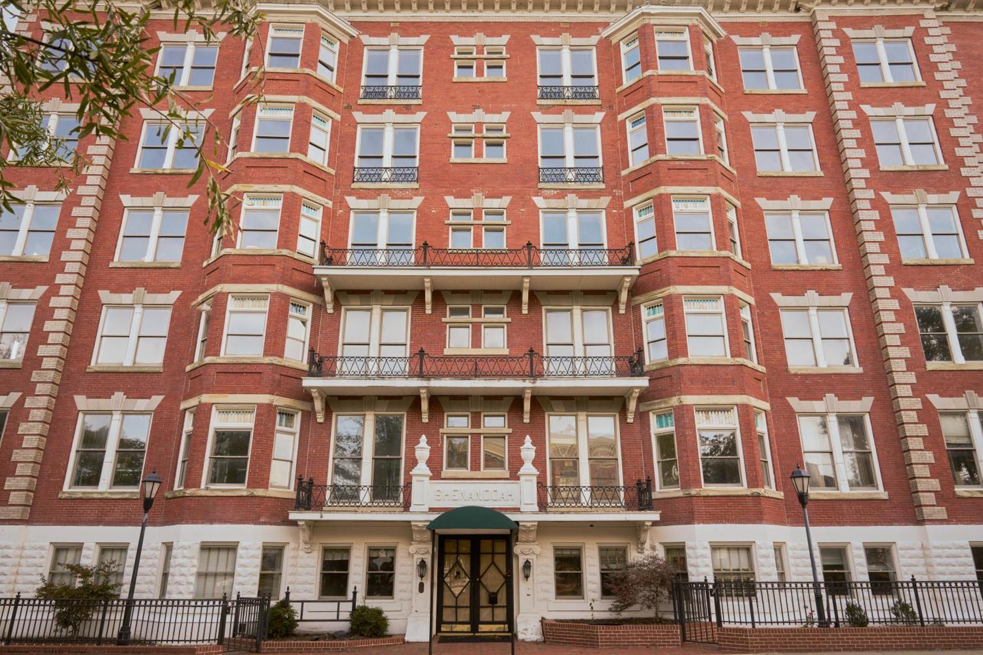 Shenandoah Mansions, An Ash Hotel リッチモンド エクステリア 写真